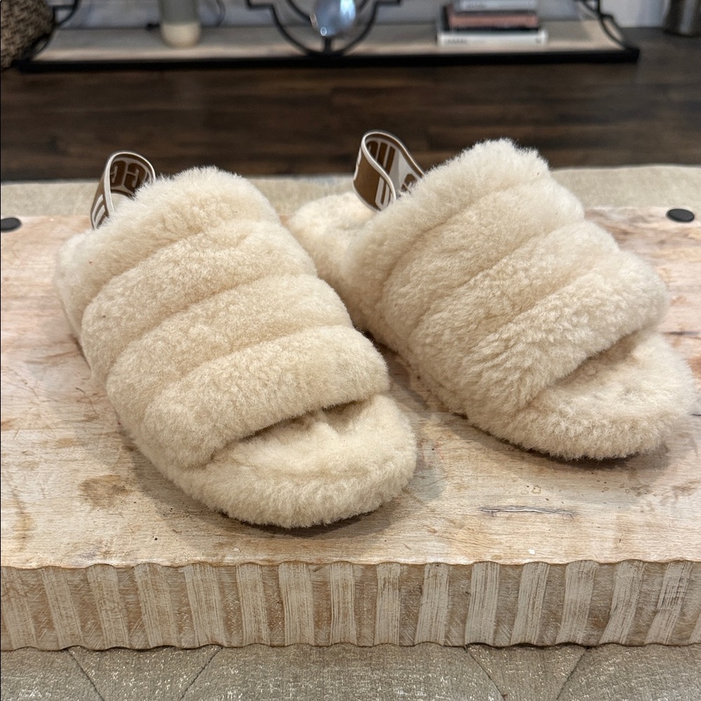 UGG Cream Fluffy Slippers